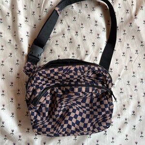 BAGGU Trippy Checker Fanny Pack